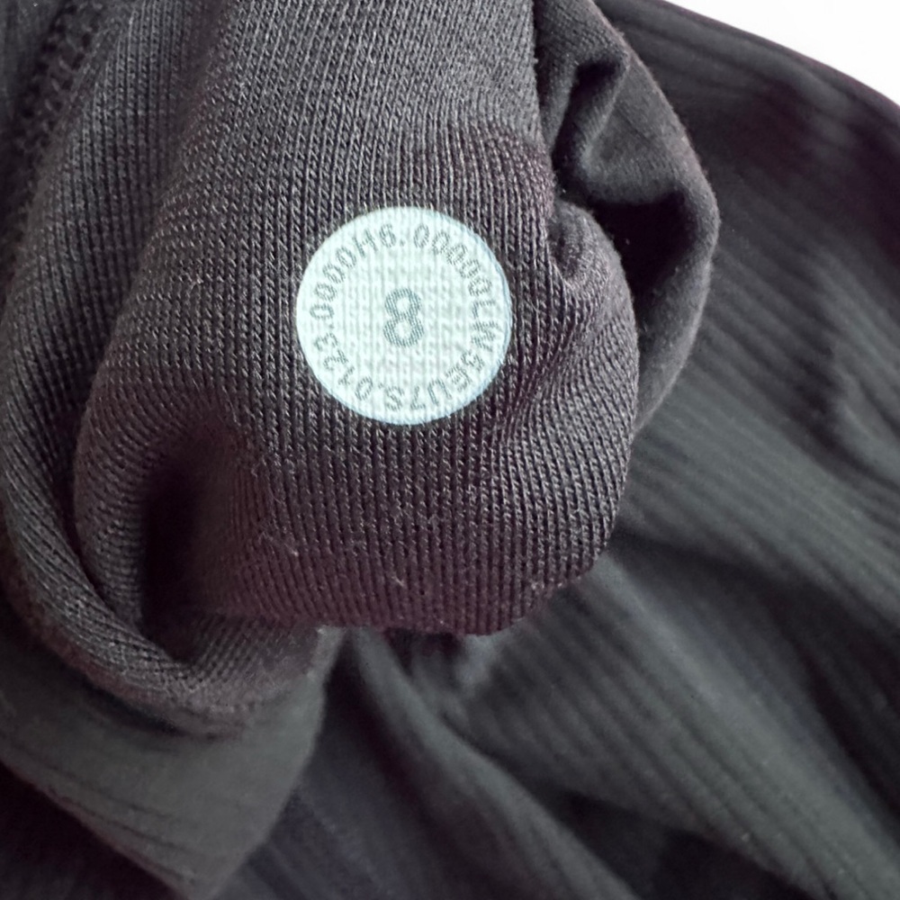 Lululemon Athletica Black Ribbed Stretchy Leggings 8 - Picture 4 of 7
